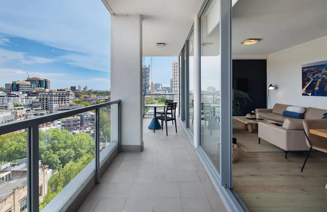 Zara Tower - Luxury Suites And Apartments-1